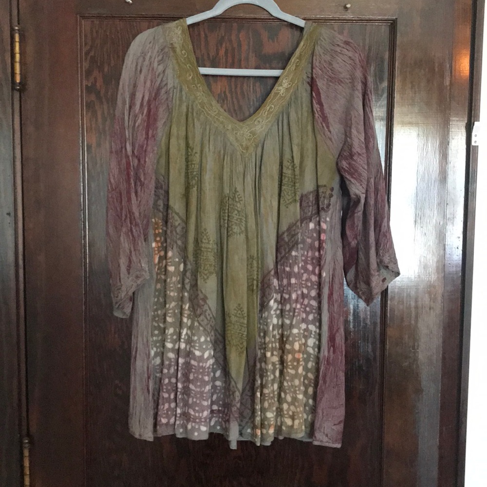 Colors of India bohemian bell sleeved tunic